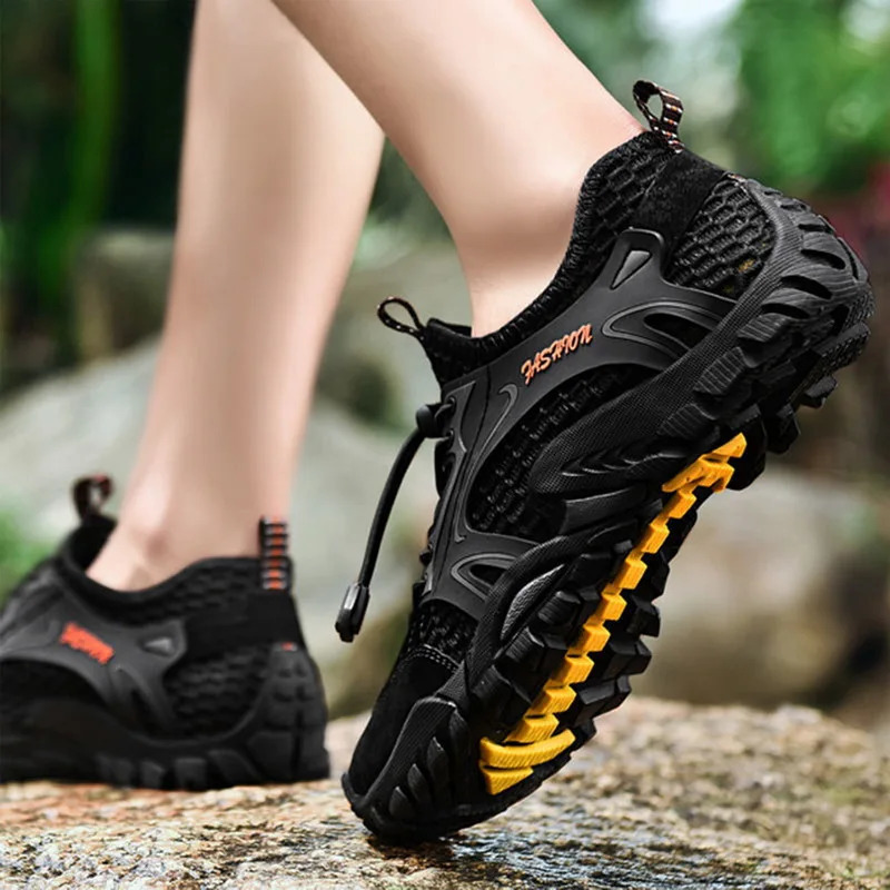 Outdoor Beach Sandals Upstream Aqua Shoes Water Men Sneakers Barefoot QuickDry River Sea Diving Swimming Big Size 44 240402
