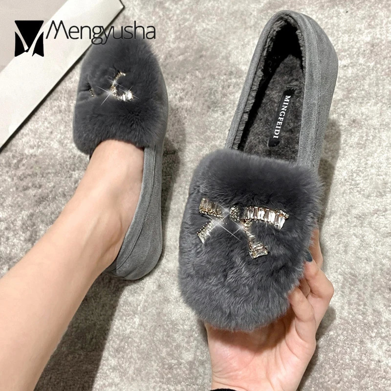 Large size 43 rabbit fur Moccasins womens crystal bowling ball flat round toe slider fur snowshoes winter outdoor shearing ballet dancer 241115