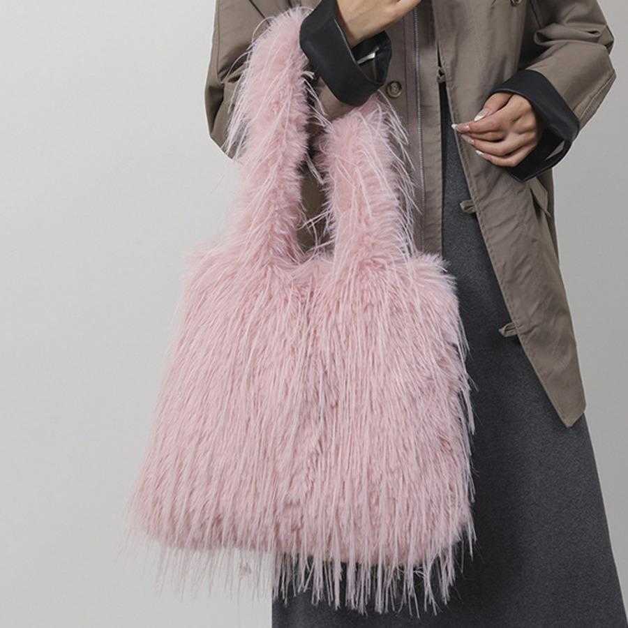 Autumn Winter Tote Bag Large Capacity Shopping Bags WoMens New Style Tassel Shoulder Bag Long Plush Fashion Bag 241104