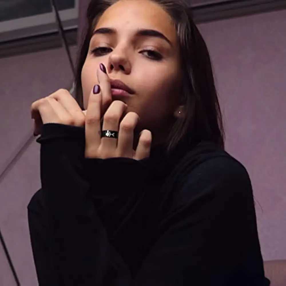 Simple trends interesting middle finger stickers paper man rings hip-hop fuxk graffiti rings mens couple parties new gifts jewelry W250111