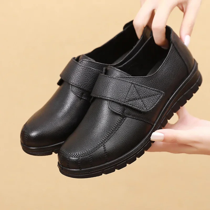 Womens Flat Shoes Soft Leather Comfortable Casual Shoes Womens Flat Shoes 241115ww