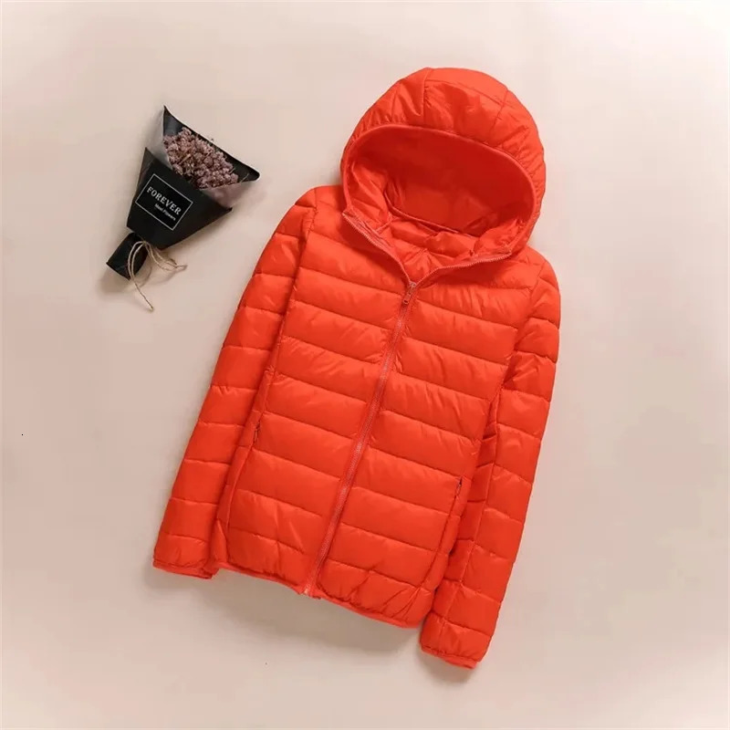 2023 Autumn Winter Women Lightweight White Duck Down Jacket Parka Female Ultra Light Coat Warm Puffer Outwears Short Tops 241115