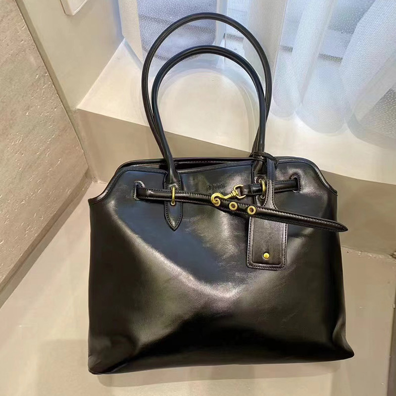 Brown Retro Versatile Shoulder Handbag Large Capacity Tote Women's Bag Brand Designer High-End Fashion Briefcase Bags PC