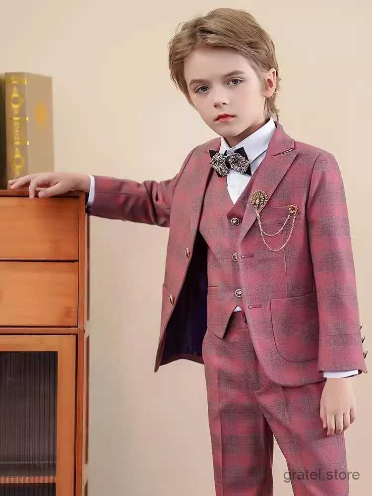 Suits Children Red Jacket Vest Pants 3PCS Photograph Suit Boys Wedding Dress Prince Kids Tuxedo Set Teenager Birthday Party Costume