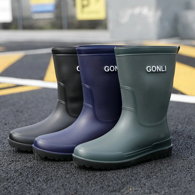 Mens Rain Shoes Rain Boots Adult Mid Length Fashionable Korean Water Shoes Soft and Non Slip Thick Soles 241115