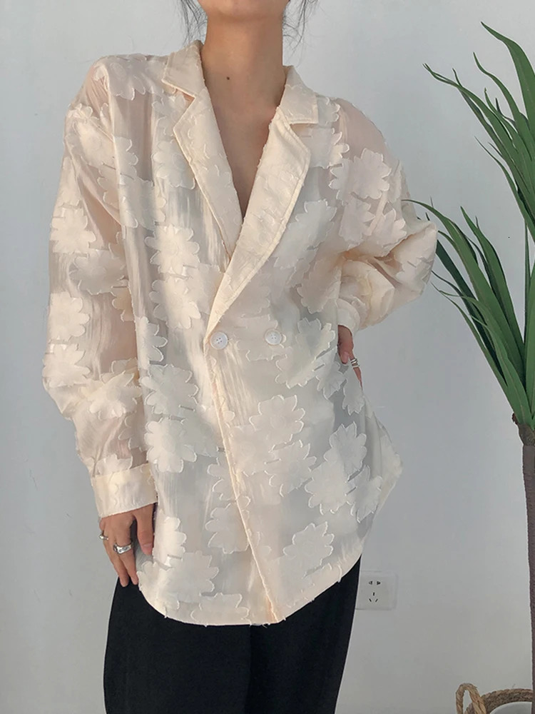 Womens beige jacquard embroidered large shirt with lapel long sleeved loose fit shirt for spring and autumn 1DF1478 241115