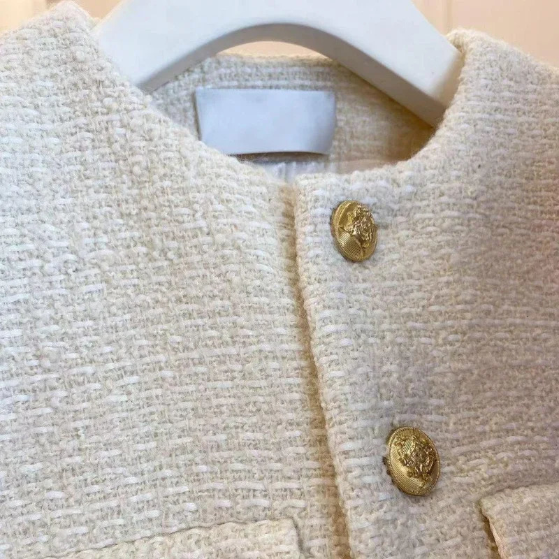 French wool coarse woolen coat fashionable high-end gold button short ultra-thin temperature jacket spring and summer Korean coat womens jacket 241115