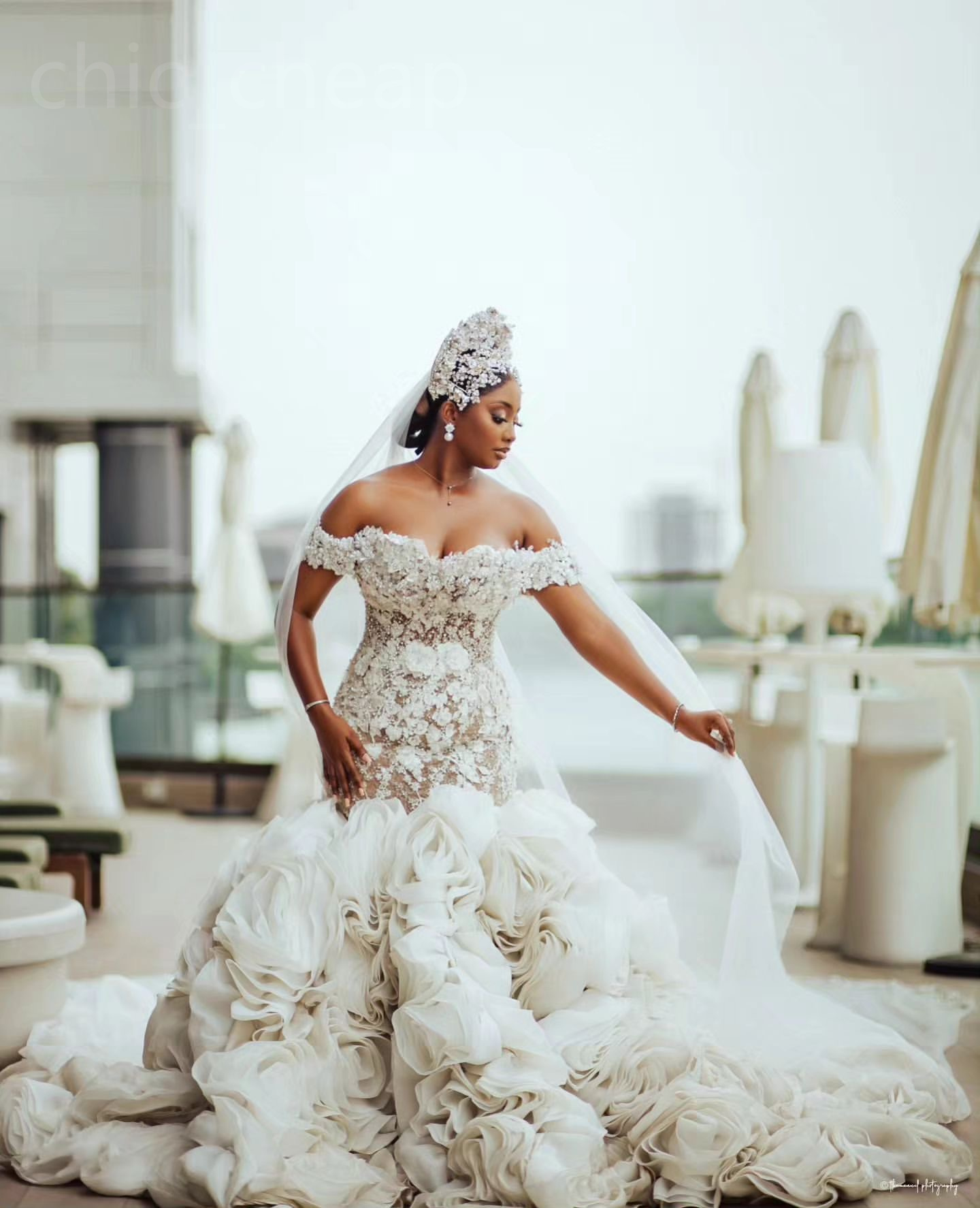 2024 Arabic Aso Ebi Plus Size Ivory Mermaid Wedding Dress Florals Lace Beaded Illusion Bridal Gowns Dresses ZJ404