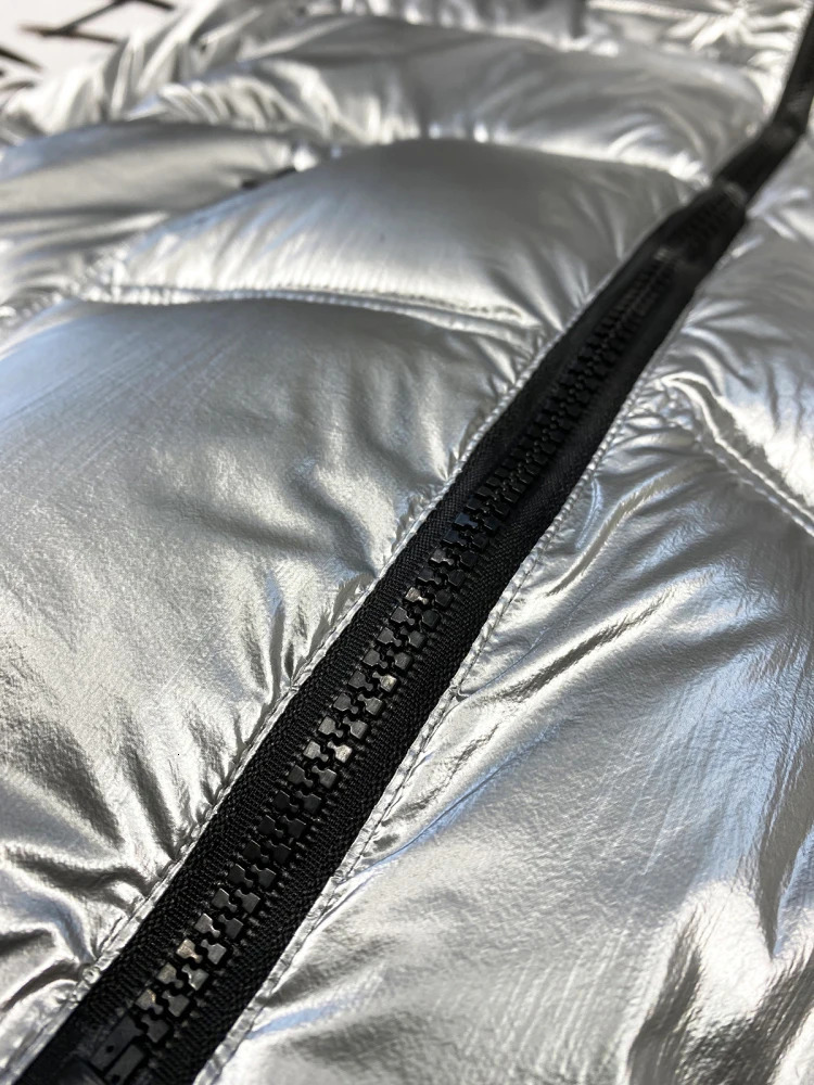 YOZOU Warm Winter Silver Shiny Hooded Padded Quilted Jacket Woman Short Parkas Y2k Korean Zipper Coat High Street Fashionable 241115