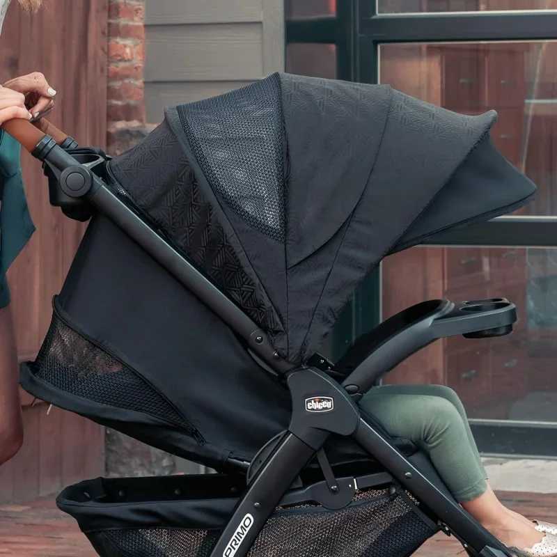 Strollers# Bravo Primo Trio travel system a fast folding wagon with Chicco KeyFit 35 zipper expanding the use of stroller seats and wagon combinations