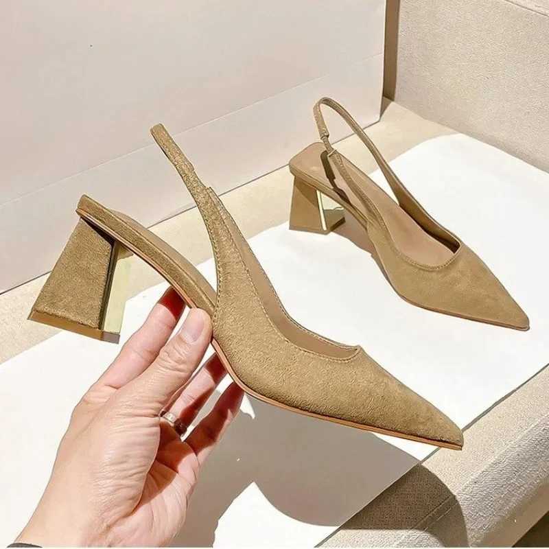 Summer New Pointed Solid Color Simple Shallow Mouth Comfortable Wens Outwear Back Strap Fi Sandals Y250304