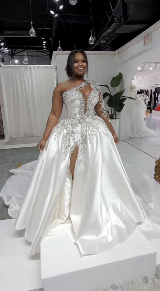 ASO EBI Sexy A-e High Split Wedding Dresses One Shoulder Beaded Slit Bridal Gowns 2024