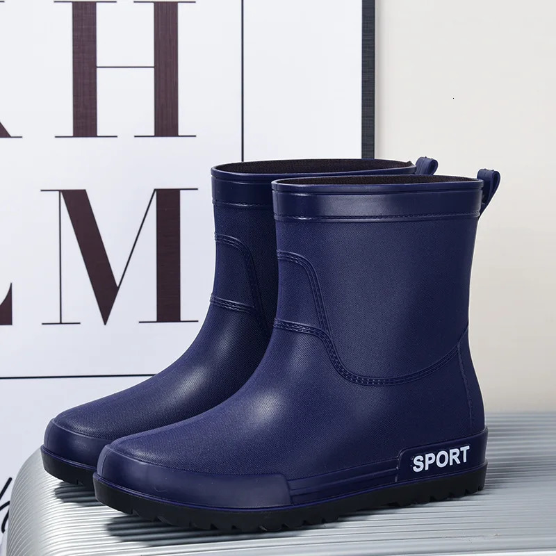 Fashionable Mens Rain Shoes Waterproof and Non Slip Outdoor Fishing Kitchen Work Rubber Shoes Wearresistant Water Shoes y241115