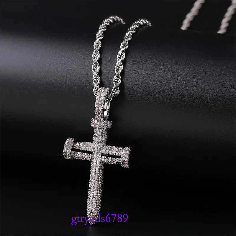 Fashion- & White Gold Bg Cubic Zirconia Nail Cross Pendant Necklace Couples Iced Out Valentine Day Hip Hop Jewelry Gifts for Lovers