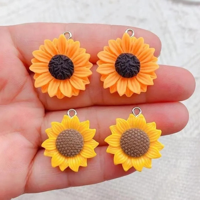 10pcs Trend Sunflower Flower Resin charms For Making Craft Accessory Decor Bulk DIY Jewelry Findings Making 240408