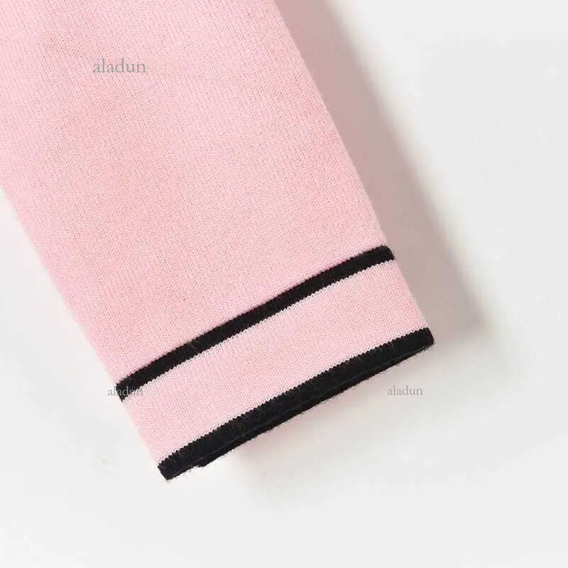 Spring Sweaters Women Double Pocket Round Neck Long Sleeve Pink Crop Cardigan Knitted Coat Fashion Sweet Knitwear Contrast 210610