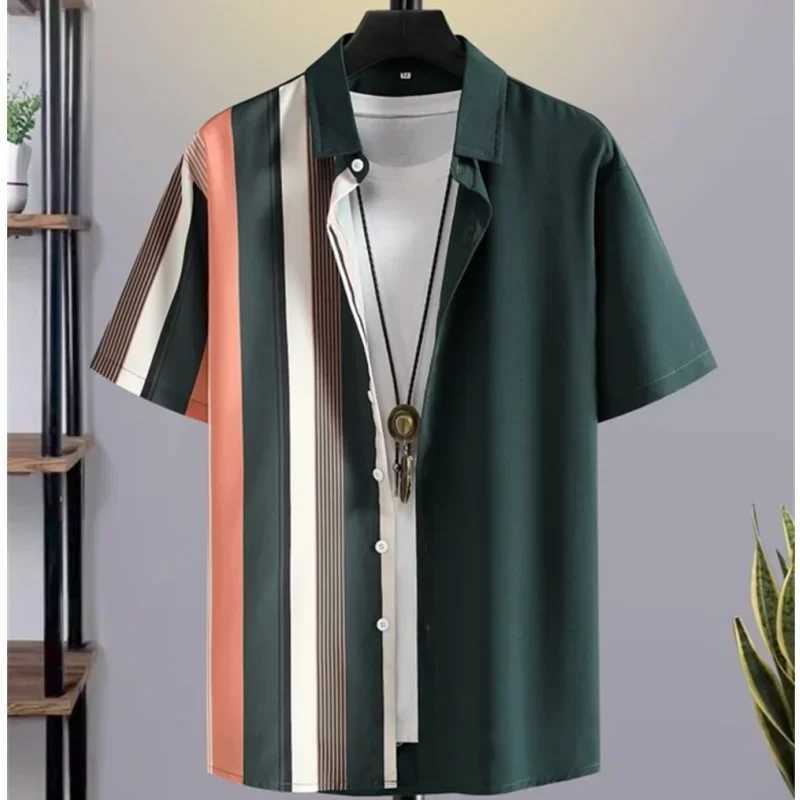 Men's Casual Shirts Mens casual fashion patch plaid 3D printed button up collar short sleeved shirt 240416
