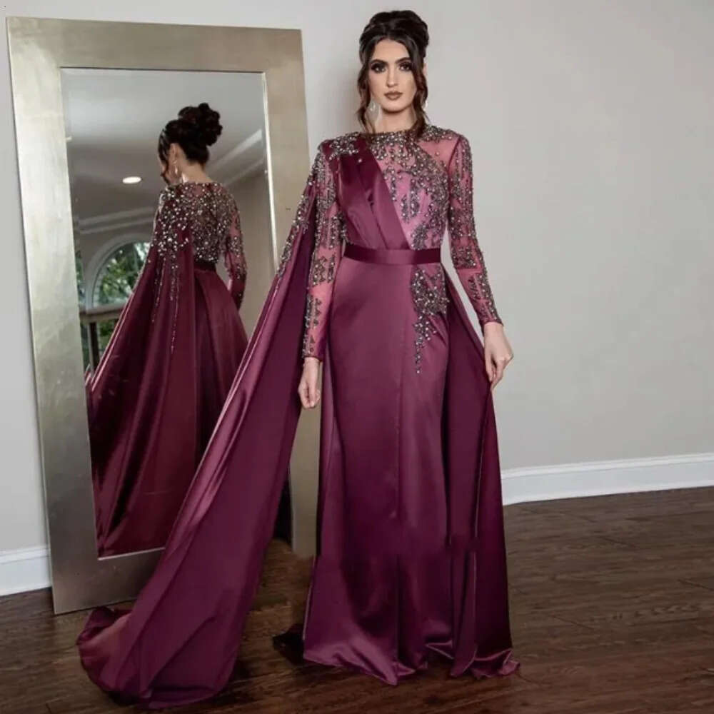 Grape Arabic Evening Dresses With Cape Long Sleeve Beaded Crystal Muslim Kaftan Formal Gown Satin A E Middle East Prom Wear