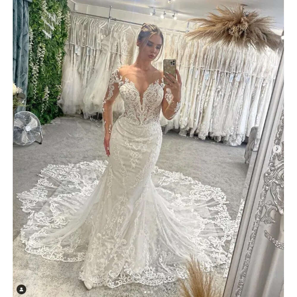 Gorgeous Mermaid Wedding Dresses Bridal Gown Long Sleeves Lace Applique Ruffles Satin Sweep Train Custom Made Beach Country Plus Size Vestido De Novia