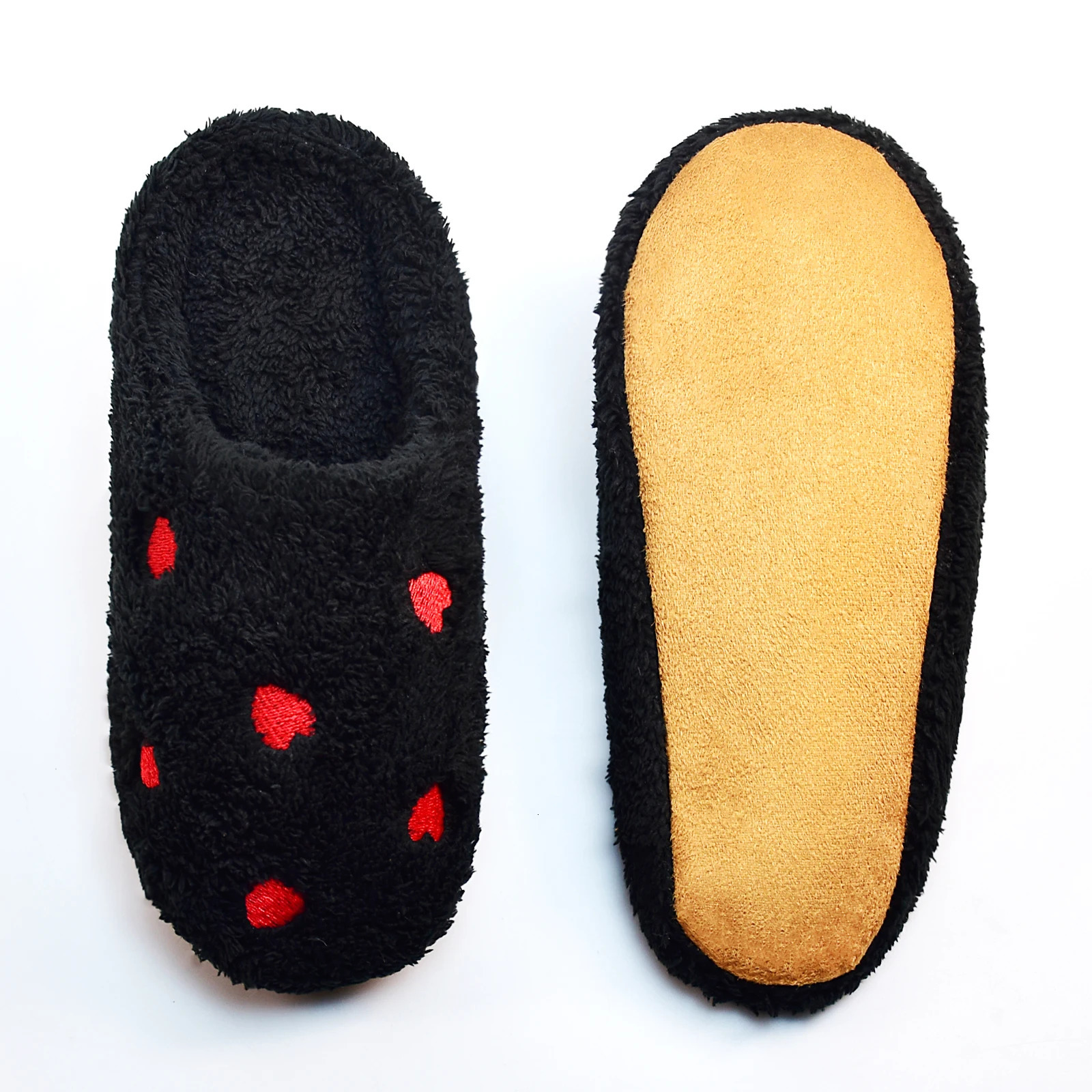 Winter Womens HeartShaped Slippers Love Mute Soft Sole Shoes Indoor Comfortable Cute Silent Carpet Light Living Room 241115