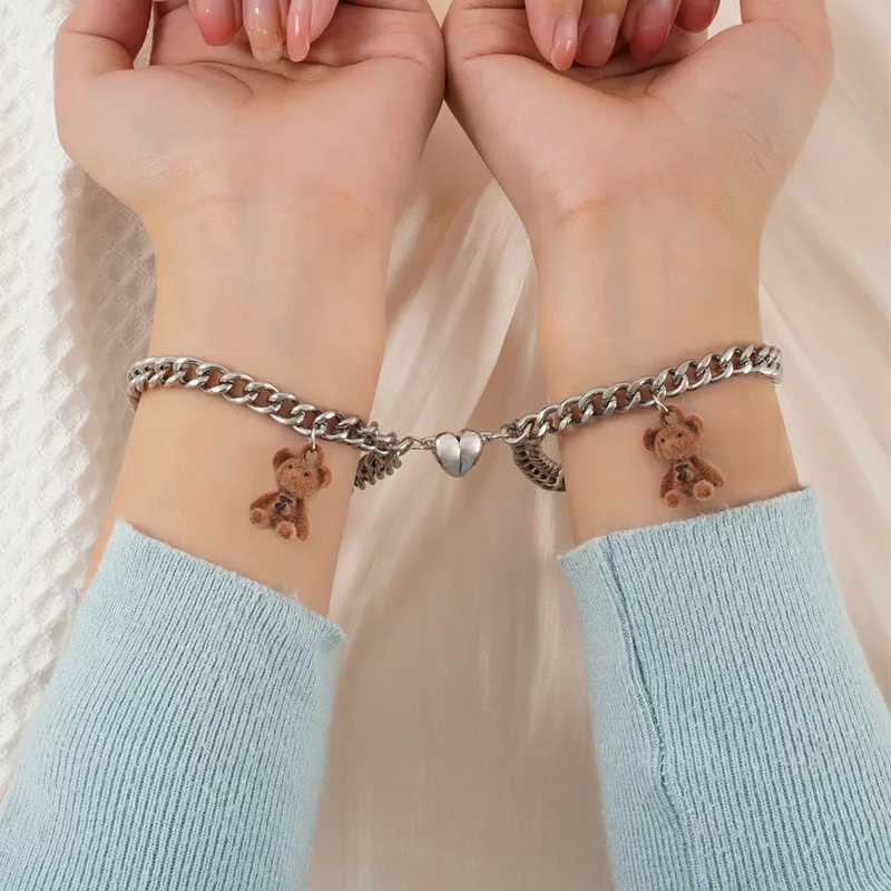 2Pcs New Plush Bear Couple Magnet Bracelets Stainless Steel Heart Chain Bracelet Unisex Friendship Valentines Day Jewelry W250121
