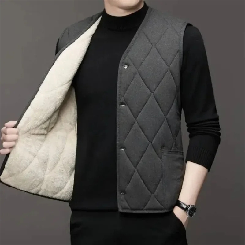 Autumn Winter waistcoat Men Lamb Fleece Coat Vest Button Cardigans Thicken Warm Solid VNeck Casual Plaid Jackets y241031