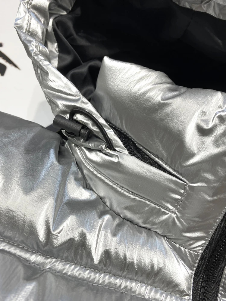 YOZOU Warm Winter Silver Shiny Hooded Padded Quilted Jacket Woman Short Parkas Y2k Korean Zipper Coat High Street Fashionable 241108