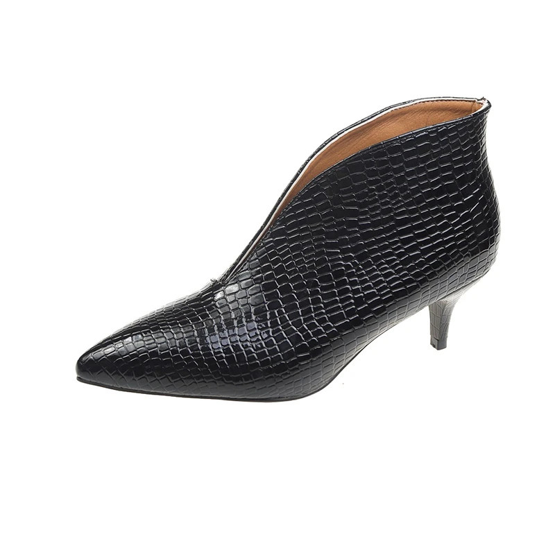 Spring/Summer Fashion Pointed Toe Thick High Heels Womens Comfortable High Temperature High Heels 241115