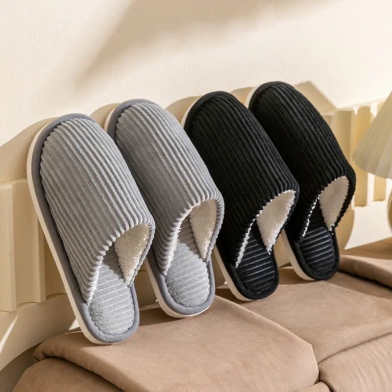 Winter Warm Plush Men Slippers Non Slip Soft Shoes Comfort Flat Heel Indoor Bedroom Couples Slippers for Home Shoes in Autumn 241115