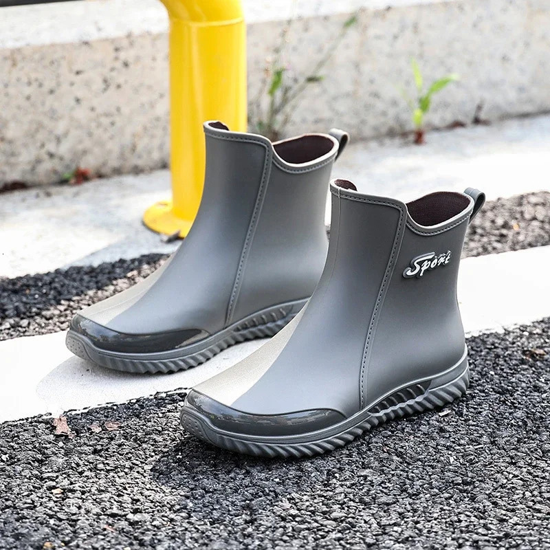 Mens Outdoor Rain Boots Waterproof Non Slip Kitchen Fishing Wearresistant Thick Soled Rubber Shoes Rain Shoes 241115