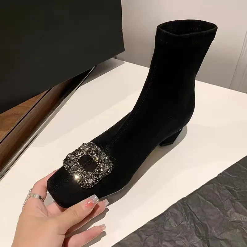 Womens Crystal Ankle Boots Suede Short and Fat Square Toe Shoes 2024 Winter Trend Elegant Party Pump Selling Womens Botas 241115