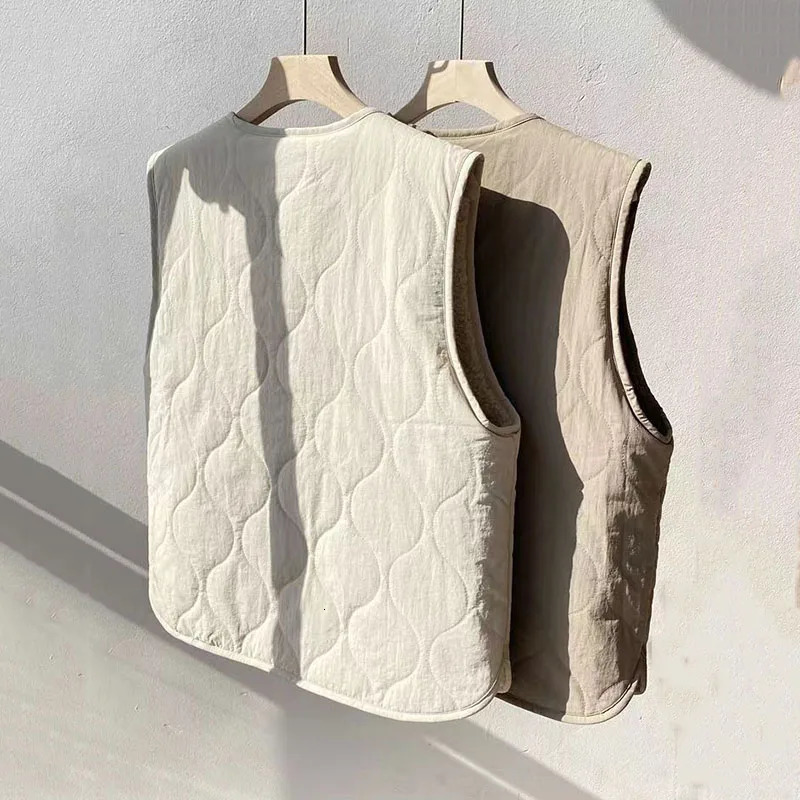 Fashion cotton vest womens cashmere warm jacket winter item large pocket loose sleeveless vest womens casual womens top 241111