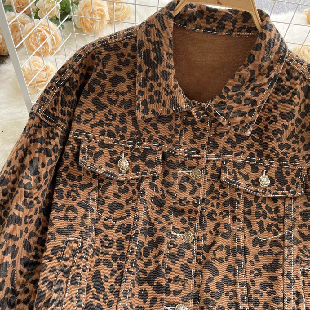 Leopard Print denim jacket for women fashionable pocket lapel short denim jacket for spring and autumn casual and loose denim jacket for women 241115