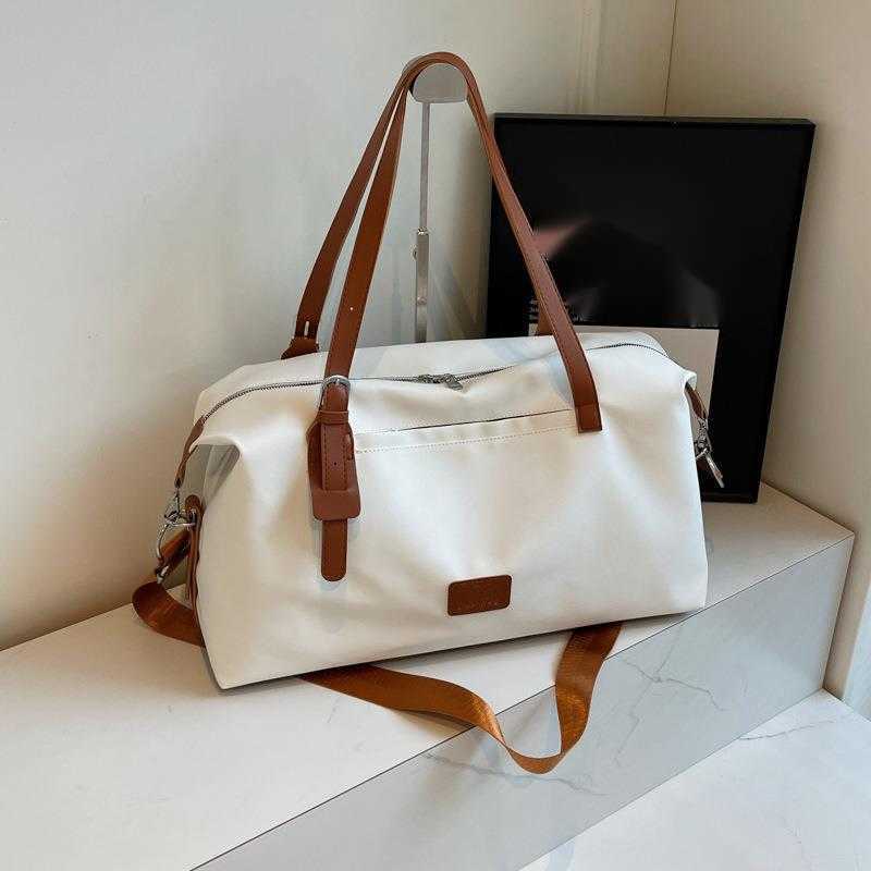 Large Capacity Travel Bag Strong Sense of Luxury Luggage Bag Dry and Wet Separation Crossbody Shoulder Bag Business Trip and Delivery Bag