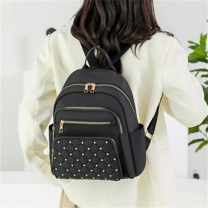 Fashion Bagpack Women High Quality Nylon Backpacks Female Big Travel Back Bag Large School Bags for Teenage Girls Shoulder Bag 241115
