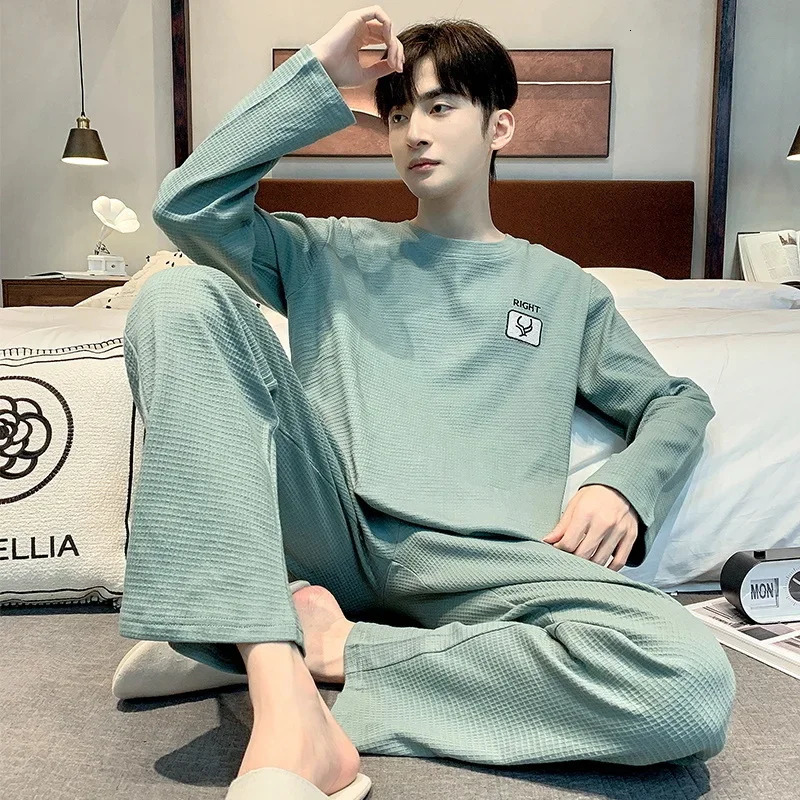 Fashionable n pajama set for men autumn and winter sleep Korean version pajama set for men comfortable and loose casual wear 241112