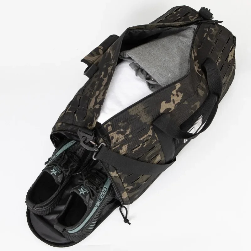 40L Sport Gym Bag Tactical Travel For Men Fitness Training With Shoe Basketball Weekender Bag carry on luggage Duffle pack 241116