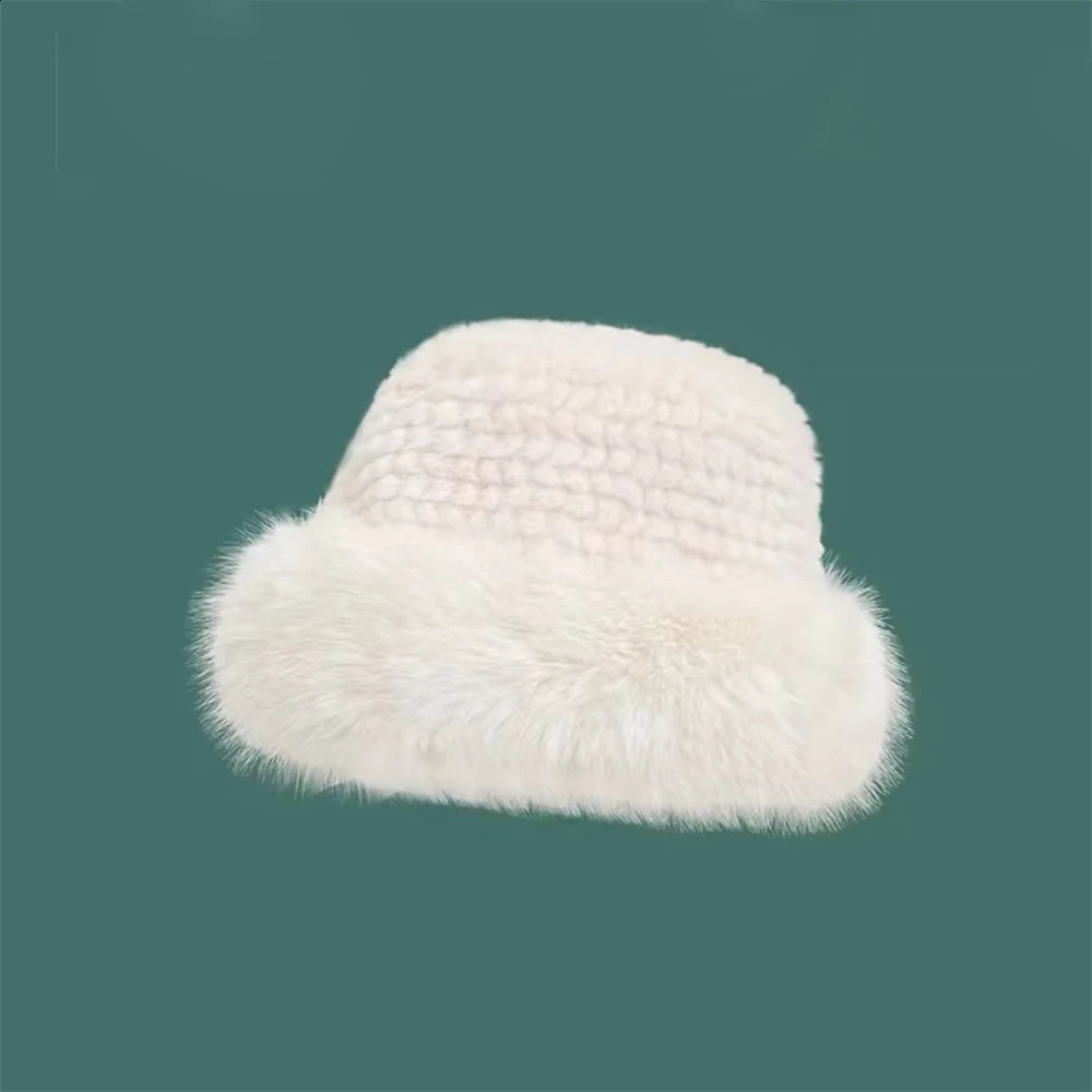 Korean Fashion Hat Womens Winter Thick Warm Fur Simple Fishermans Mink Ladies Mongolia Cap 241116