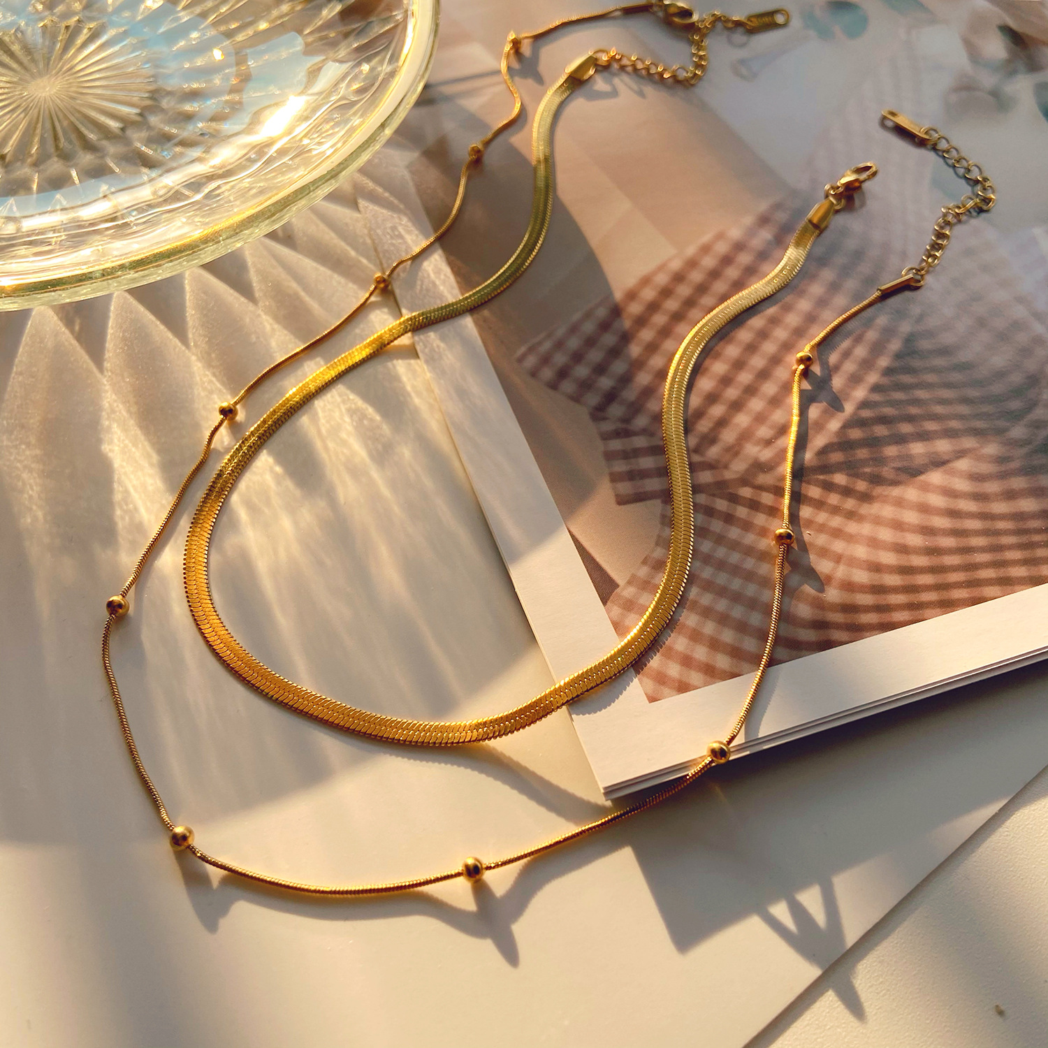 INS Designer New Fashionable Stacked Stainless Steel Collar Necklace for Women 14K Gold-plated Round Bead Chain Snake Chain Necklace Jewelry Wholesale