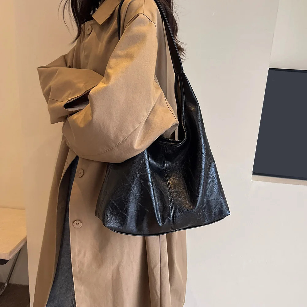 Soft PU Leather Shoulder Bag for Women Vintage Wine Red Underarm Stray Bag Large Handbag and Wallet 2024 Bag Womens Handbag 241115