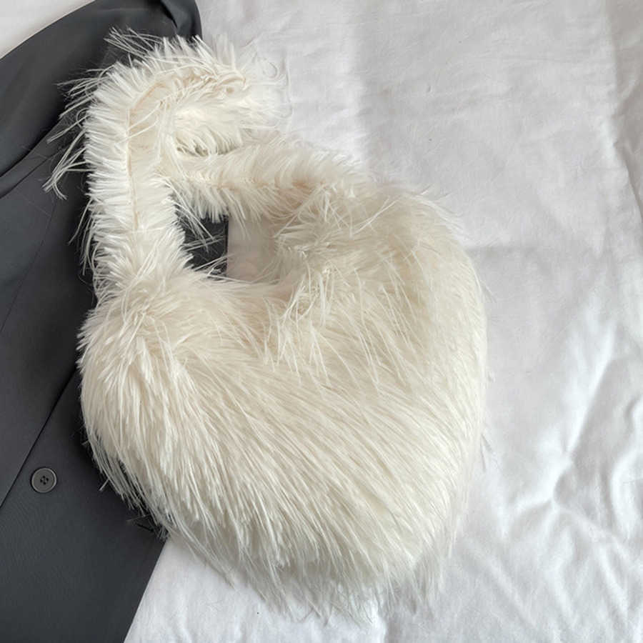 Autumn Winter Shoulder Bag Large Capacity Plush Shopping Bags For Women New Style Tassel Tote Bag Totes Handbags 241104