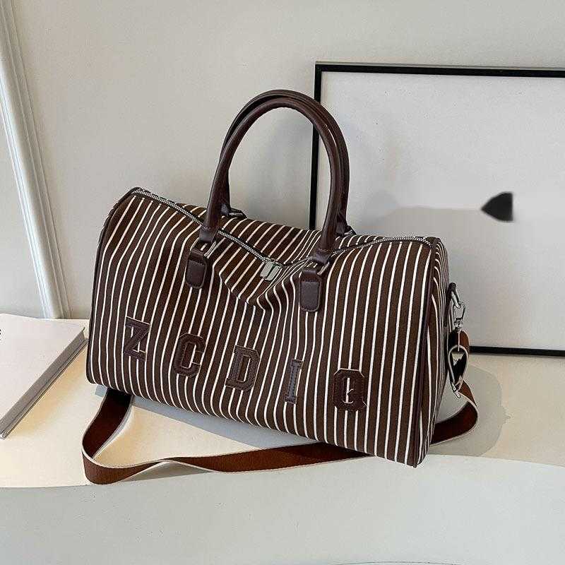 Short Distance Travel Bag for Women Lightweight and Fashion Canvas Travel Handbag for Women Simple Luggage Bag Large Capacity Fitness Bag