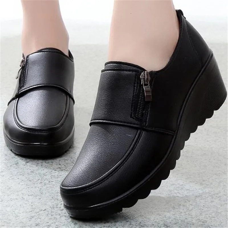 Classic leather womens shoes round toe casual and comfortable womens wedge shoes spring and autumn fashion womens shoes 10 styles 241115