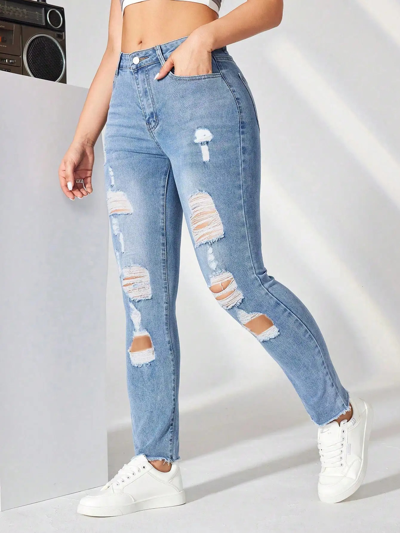Casual Basics Denim Jeans Stretch Skinny Ripped Hole Washed Tapered Fashion Slim Fit Butt Lift Pencil Pants 241115