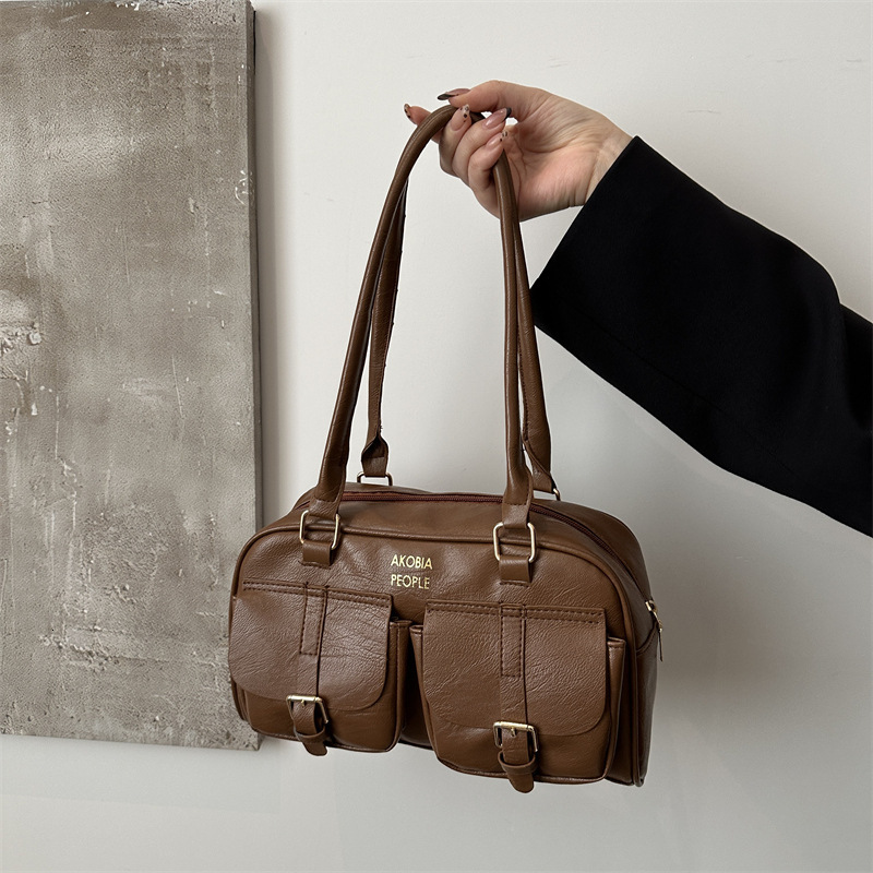 Designer's new women's for autumn and winter, large capacity high-end single shoulder bag, Korean version handbag, oil wax leather armpit ba