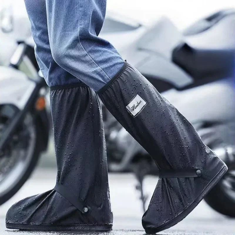 Covers Pvc Waterproof and Nonslip Mens Rain Boots Light Weight Galoshes Male Shoes City Fishing High Quality Lowheel Loafers 241115