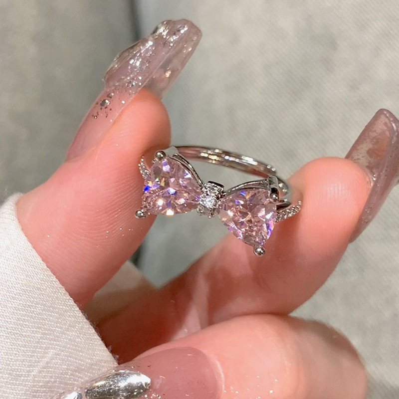 Free shipping 2024 Spring Summer Cute Pink Bow Butterfly Rings for Women Girls Sweet Bowknot Charm Crystal CZ Zircon Dia Designer Chinese Nail Finger 