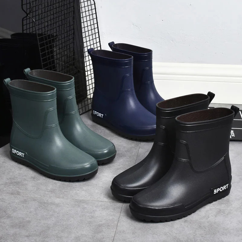 Fashionable Mens Rain Shoes Waterproof and Non Slip Outdoor Fishing Kitchen Work Rubber Shoes Wearresistant Water Shoes y241115
