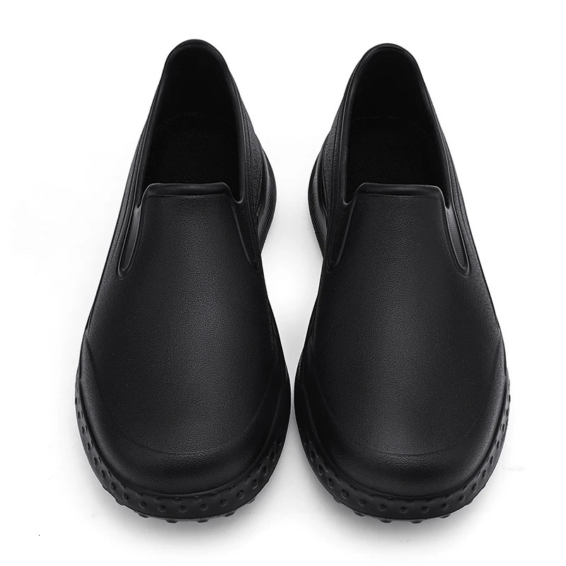 Four season simple and stylish large casual non slip waterproof oil proof splash proof chef shoes 241115