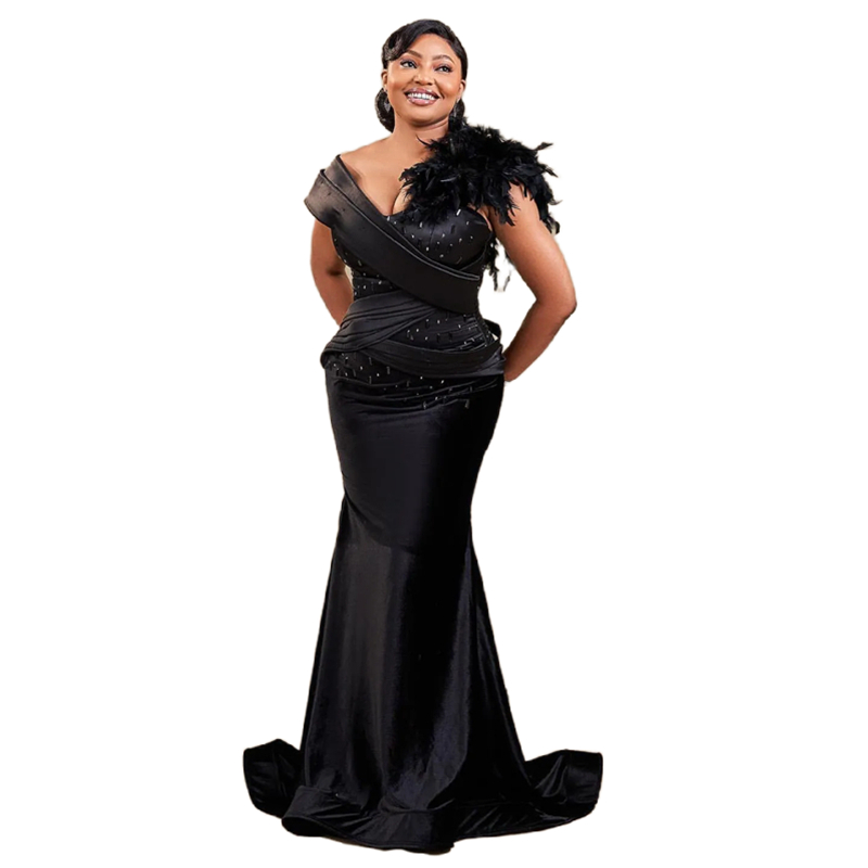 Elegant Beaded Black Mermaid Prom Dresses Feathers Satin Long Evening Dress For Women 2024 Ruched Elegant Special Occasion Gown